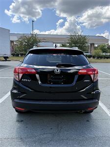 2018 Honda HR-V EX-L w/Navi   - Photo 6 - Matthews, NC 28104