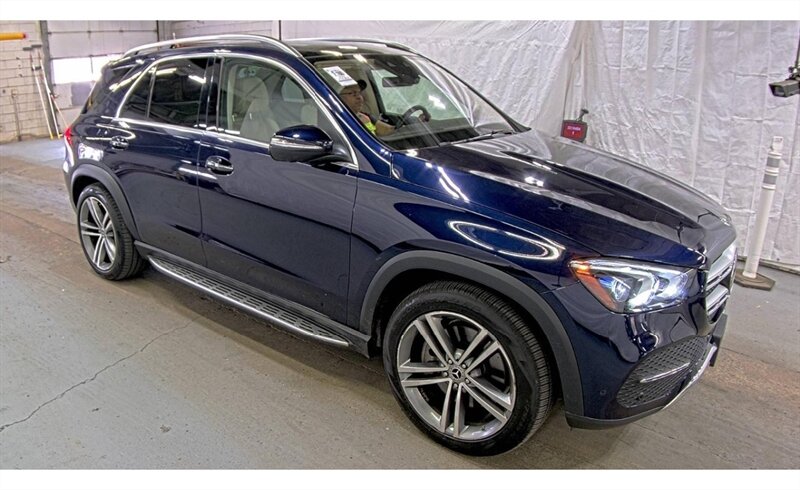 2022 Mercedes-Benz GLE 450 4MATIC  