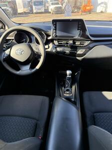 2020 Toyota C-HR XLE   - Photo 12 - Matthews, NC 28104