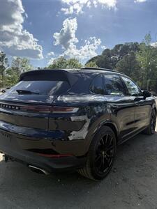 2024 Porsche Cayenne   - Photo 6 - Matthews, NC 28104
