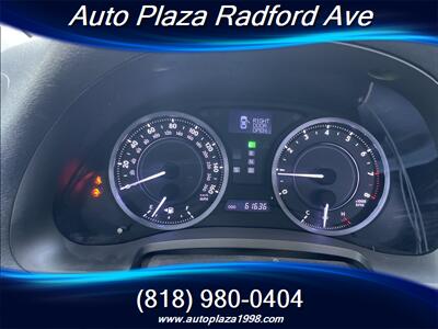 2015 Lexus IS 250C   - Photo 13 - Studio City, CA 91604