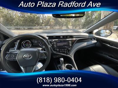 2020 Toyota Camry XLE   - Photo 9 - Studio City, CA 91604