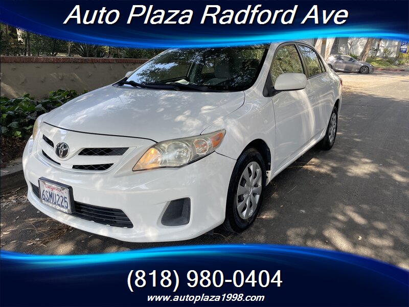 2011 Toyota Corolla LE  