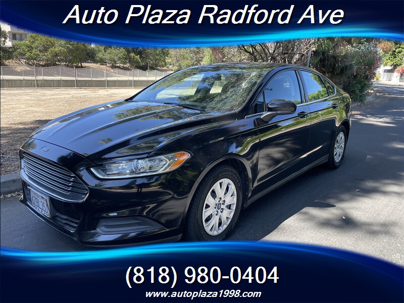2013 Ford Fusion S  
