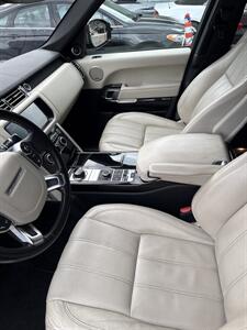 2017 Land Rover Range Rover HSE   - Photo 9 - Studio City, CA 91604