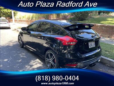 2017 Ford Focus ST   - Photo 4 - Studio City, CA 91604