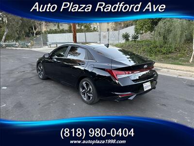 2022 Hyundai ELANTRA Limited   - Photo 6 - Studio City, CA 91604