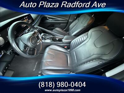2022 Hyundai ELANTRA Limited   - Photo 9 - Studio City, CA 91604