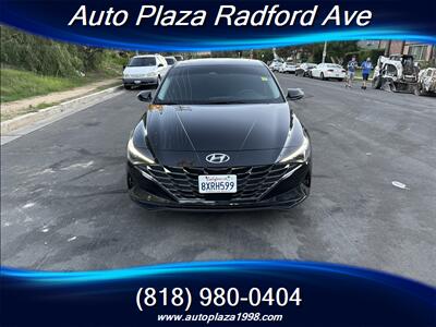 2022 Hyundai ELANTRA Limited   - Photo 2 - Studio City, CA 91604