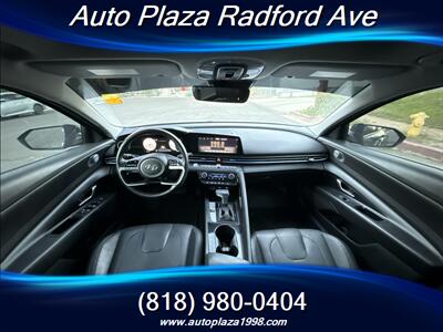 2022 Hyundai ELANTRA Limited   - Photo 11 - Studio City, CA 91604