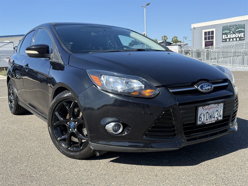 2013 Ford Focus 5 Door Hatch SE's photo