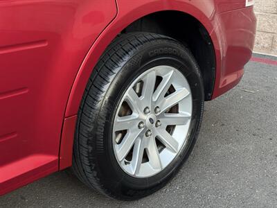 2009 Ford Flex SEL   - Photo 21 - Elk Grove, CA 95624