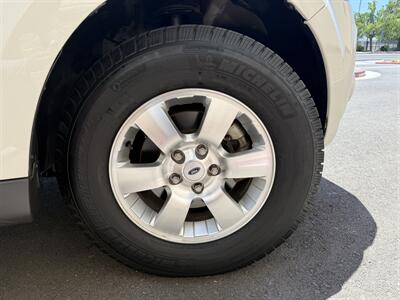 2011 Ford Escape Limited   - Photo 8 - Elk Grove, CA 95624
