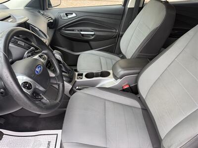 2016 Ford Escape SE - Photo 10 - Elk Grove, CA 95624