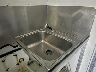 2011 Ford E-450 ECONOLINE SUPER DUTY VAN   - Photo 37 - Elk Grove, CA 95624