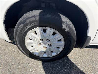 2005 Chrysler Town & Country LX   - Photo 24 - Elk Grove, CA 95624