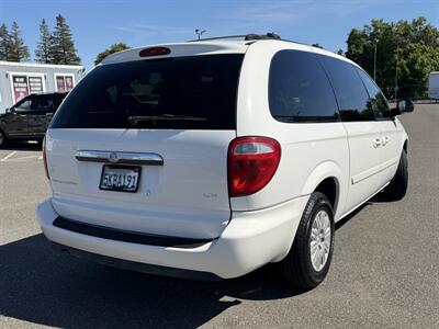 2005 Chrysler Town & Country LX   - Photo 6 - Elk Grove, CA 95624