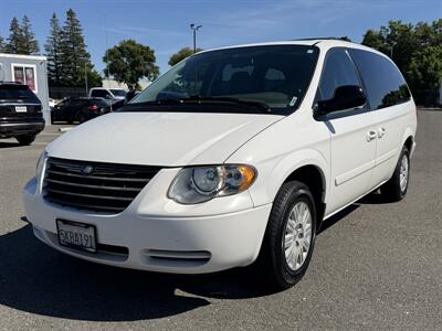 2005 Chrysler Town & Country LX   - Photo 3 - Elk Grove, CA 95624