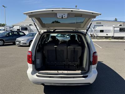 2005 Chrysler Town & Country LX   - Photo 22 - Elk Grove, CA 95624