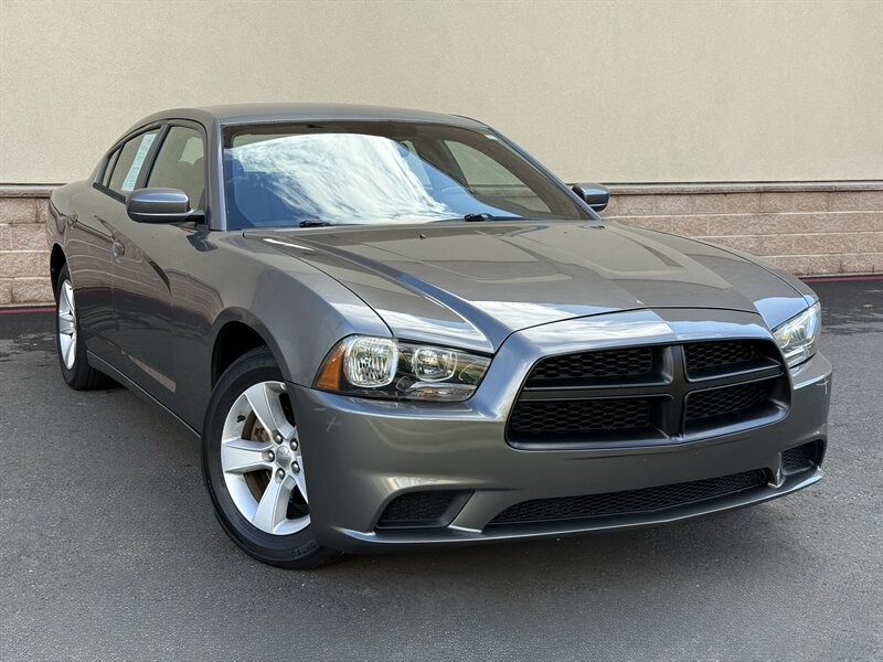 2011 Dodge Charger SE  