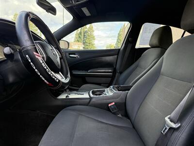 2011 Dodge Charger SE   - Photo 11 - Elk Grove, CA 95624