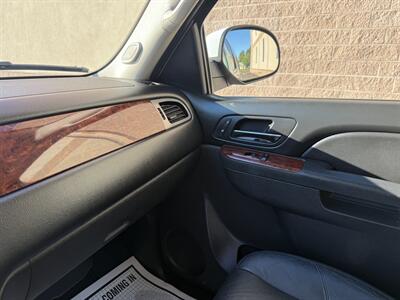 2014 GMC Yukon XL SLT   - Photo 16 - Elk Grove, CA 95624