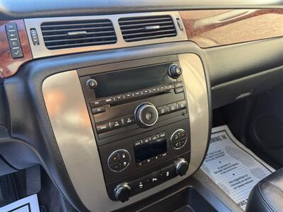 2014 GMC Yukon XL SLT   - Photo 13 - Elk Grove, CA 95624