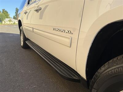 2014 GMC Yukon XL SLT   - Photo 34 - Elk Grove, CA 95624