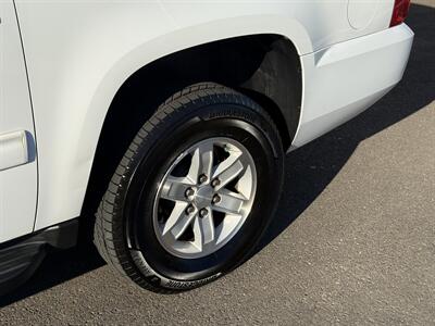 2014 GMC Yukon XL SLT   - Photo 31 - Elk Grove, CA 95624