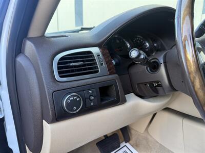 2007 GMC Yukon Denali   - Photo 12 - Elk Grove, CA 95624
