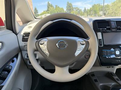 2011 Nissan LEAF SL   - Photo 18 - Elk Grove, CA 95624