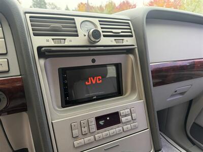 2005 Lincoln Navigator Luxury - Photo 17 - Elk Grove, CA 95624