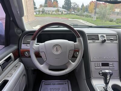 2005 Lincoln Navigator Luxury - Photo 11 - Elk Grove, CA 95624