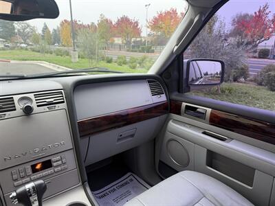 2005 Lincoln Navigator Luxury - Photo 23 - Elk Grove, CA 95624