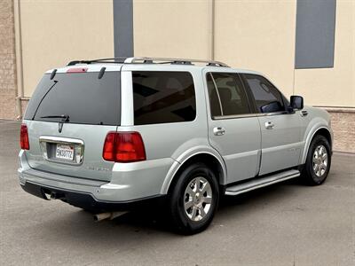 2005 Lincoln Navigator Luxury - Photo 8 - Elk Grove, CA 95624