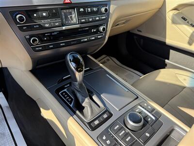 2015 Hyundai Genesis 3.8L   - Photo 11 - Elk Grove, CA 95624