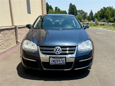2010 Volkswagen Jetta Limited Edition PZEV   - Photo 2 - Elk Grove, CA 95624