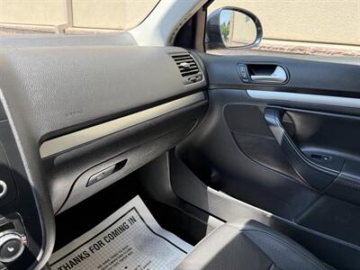 2010 Volkswagen Jetta Limited Edition PZEV   - Photo 13 - Elk Grove, CA 95624