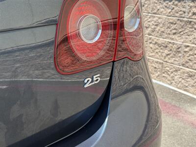 2010 Volkswagen Jetta Limited Edition PZEV   - Photo 8 - Elk Grove, CA 95624