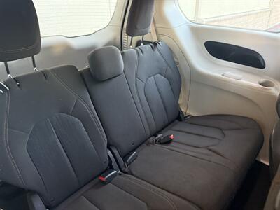 2017 Chrysler Pacifica Touring   - Photo 20 - Elk Grove, CA 95624