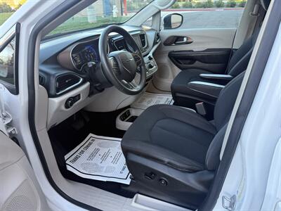 2017 Chrysler Pacifica Touring   - Photo 14 - Elk Grove, CA 95624