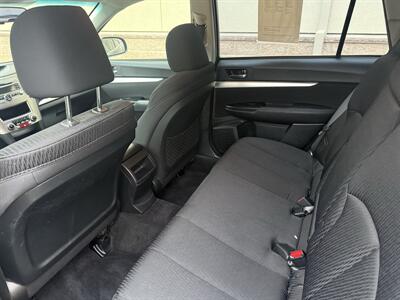 2010 Subaru Outback 2.5i - Photo 16 - Elk Grove, CA 95624