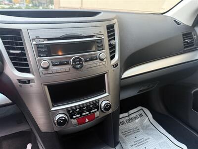 2010 Subaru Outback 2.5i - Photo 13 - Elk Grove, CA 95624