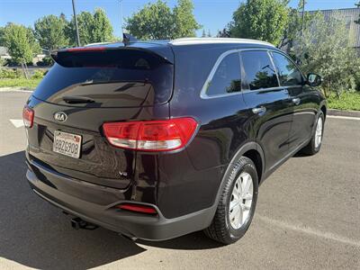2016 Kia Sorento LX V6 - Photo 5 - Elk Grove, CA 95624