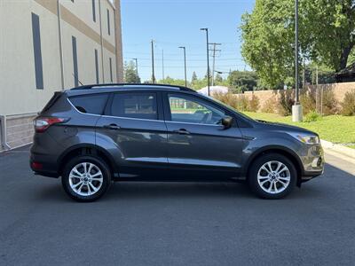 2018 Ford Escape SE   - Photo 8 - Elk Grove, CA 95624
