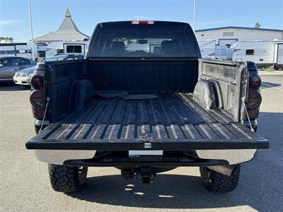 2004 Chevrolet Silverado 2500 Crew Cab   - Photo 18 - Elk Grove, CA 95624
