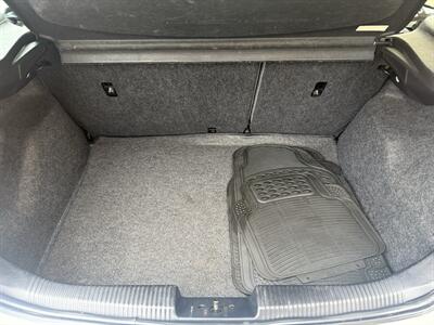 2005 Ford Focus ZX3 SE   - Photo 19 - Elk Grove, CA 95624