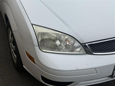 2005 Ford Focus ZX3 SE   - Photo 23 - Elk Grove, CA 95624