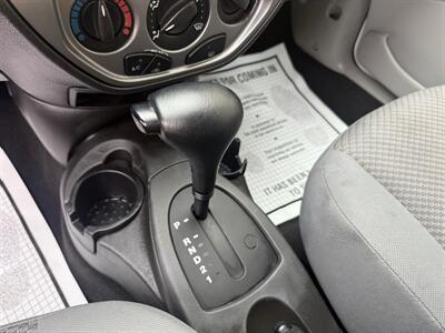 2005 Ford Focus ZX3 SE   - Photo 16 - Elk Grove, CA 95624