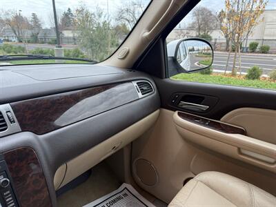 2007 GMC Yukon XL Denali   - Photo 19 - Elk Grove, CA 95624